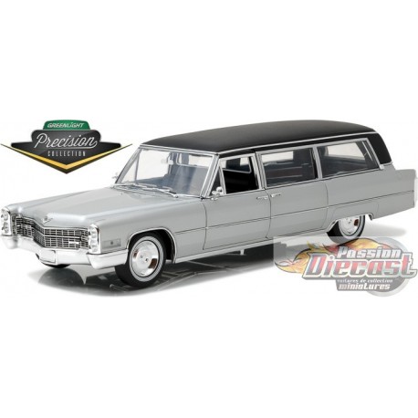 1966 CADILLAC S&S LIMOUSINE SILVER AND BLACK  18005 Passion Diecast 