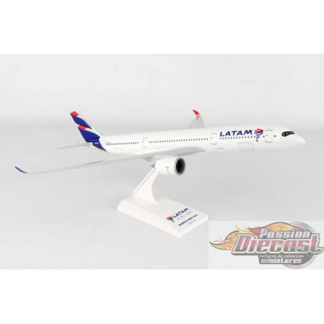 Passion Diecast  LATAM   AIRBUS  A350-900  REG#PR-XTE    SKYMARKS 1/200 SKR937 