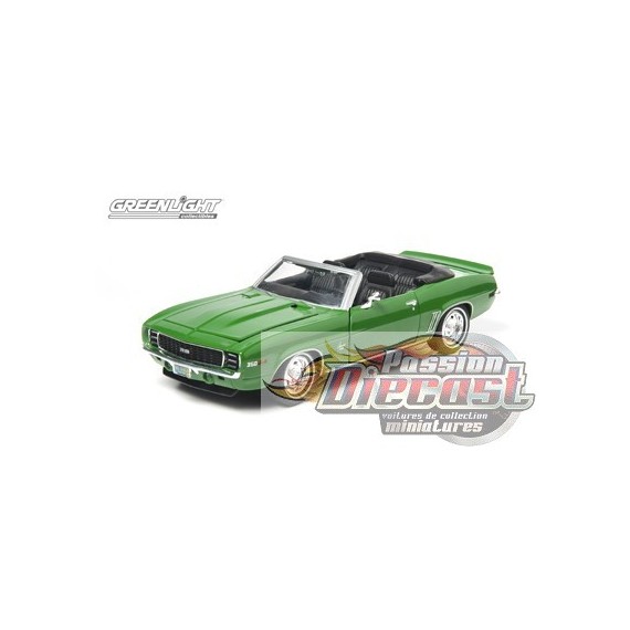 1/24 Bewitched - 1969 Camaro RS Convertible  GL-18213 greenlight passion diecast