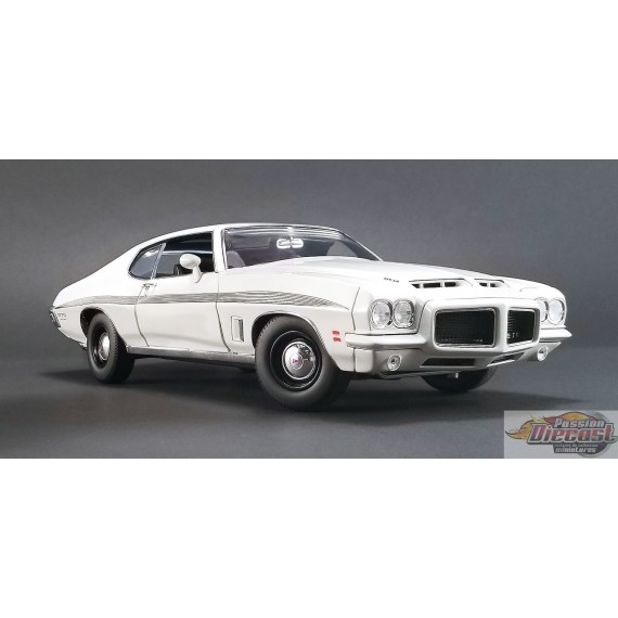  Pontiac LeMans GTO 1972  Cameo White 1:18  ACME A1801211 Passion Diecast 