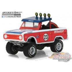 greenlight  1/64  - Running on Empty 5 1966 Ford Bronco GL-41050C Passion Diecast  