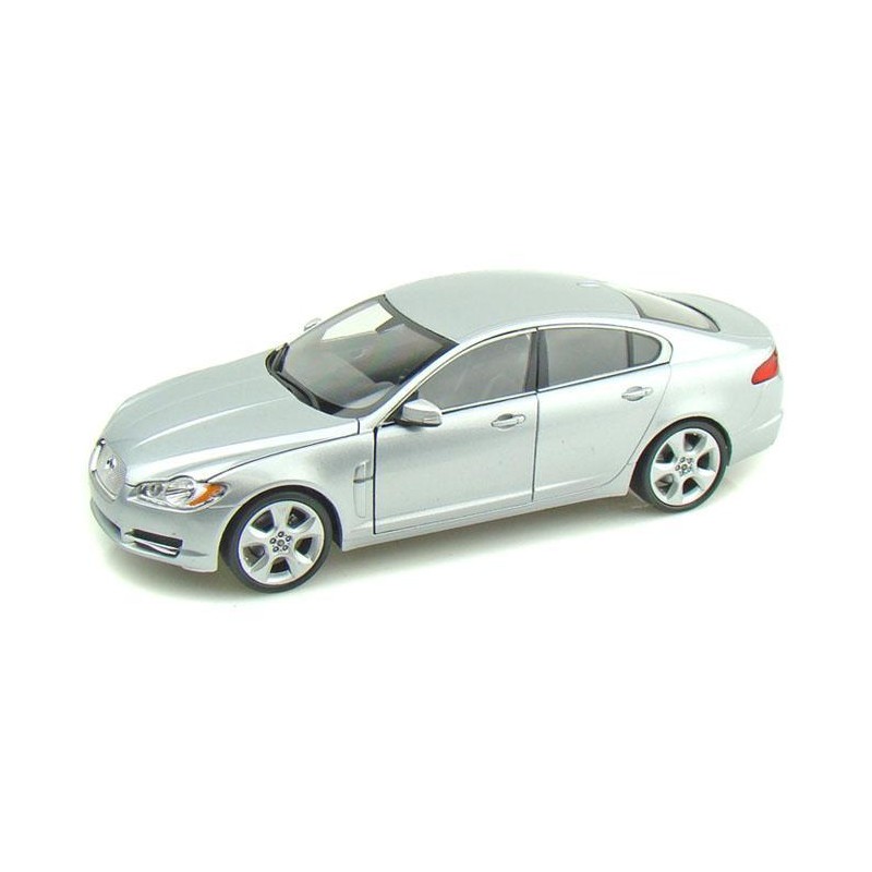 Jaguar xf store diecast model