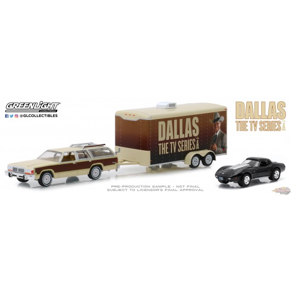 Ford LTD Country Squire 1979 & Chevrolet Corvette C3 1978  Dallas (1978-91 TV Series) Greenlight 31070C 1-64 Passion Diecast