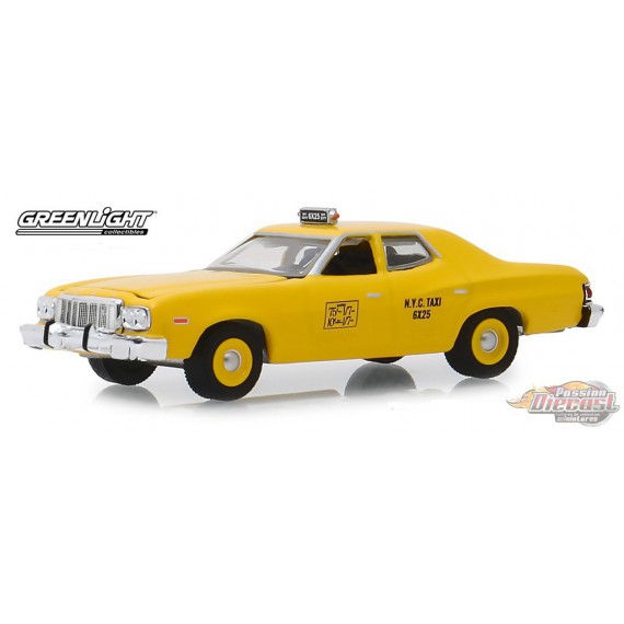 1975 Ford Torino - NYC Taxi  -  (Hobby Exclusive) 1/64 Greenlight 30058  Passion Diecast 
