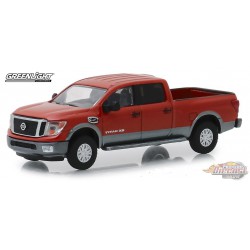 Nissan Titan XD Platinum 2018   All-Terrain Series 8   1-64 greenlight 35130 F  Passion Diecast