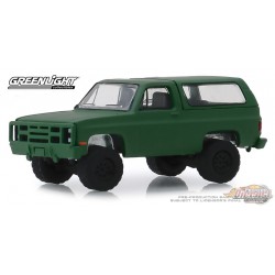 1988 Chevrolet K5 Blazer M1009 Commercial Utility, Blue Collar Collection Series 6 Greenlight 1/64, 35140 D  Passion Diecast 