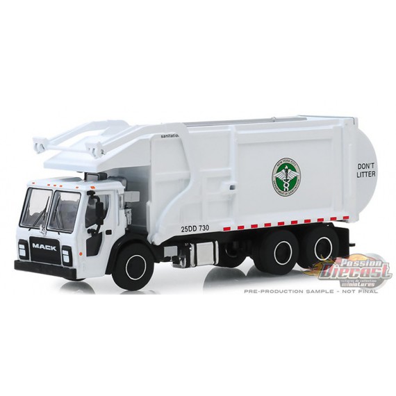 New York City Dept. of Sanitation (DSNY) - 2019 Mack Refuse -  SD Trucks 8 - Greenlight  1.64 - 45080 C - Passion Diecast 