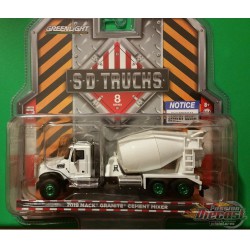 Mack Granite Cement Mixer Blanc -  Truck SD Trucks 8 - Greenlight  1.64 - 45080 B