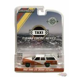 1988 Ford LTD Crown Victoria Wagon - Tijuana Centro, Mexico Taxi (Hobby Exclusive)  1/64 GREEN MACHINE 30026 GR