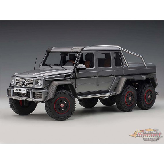 Mercedes G 63 AMG 6x6 2013 Designo Platinum Magno - Autoart 1/18 - 76308 - Passion Diecast 