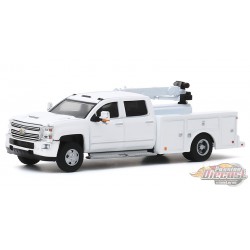 2016 Chevrolet Silverado 3500 Dually Crane Truck - Dually Drivers Series 4 - 1-64  Greenlight  - 46040 A -  Passion Diecast