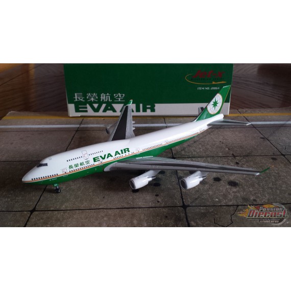 JET-X Diecast 1/400 Boeing 747-400 Eva Air / B-16401