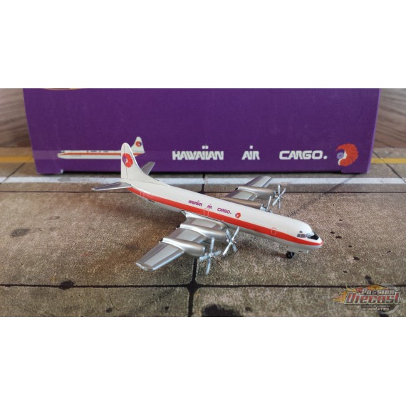 Dragon Wings 1/400 Lockheed L-188 Electra Hawaian Airlines Air Cargo + GSE  / N5525 - Passion Diecast