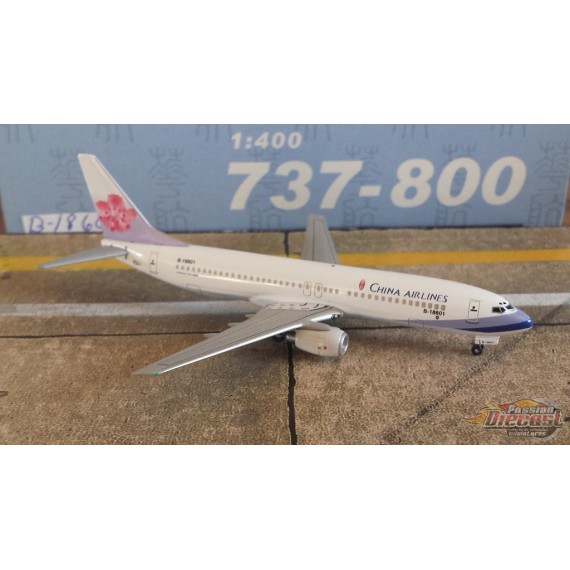Dragon Wings 1/400 Boeing 737-800 China Airlines / B-18601