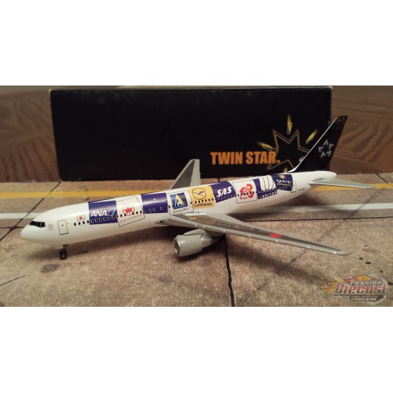 SMA - Aeroclassics 1/400 Boeing 767-300 ANA Star Alliance / JA8290 -  Passion Diecast