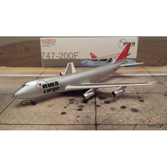 Dragon Wings 1/400 Boeing 747-200F Northwest Airlines / N632NW - Passion Diecast