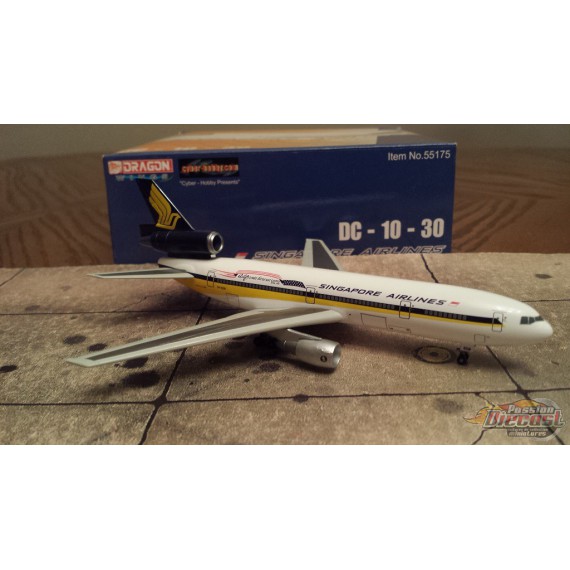Dragon Wings 1/400 McDonnell Douglas DC-10-30 Singapore Airlines / 9V-SDB - Passion Diecast