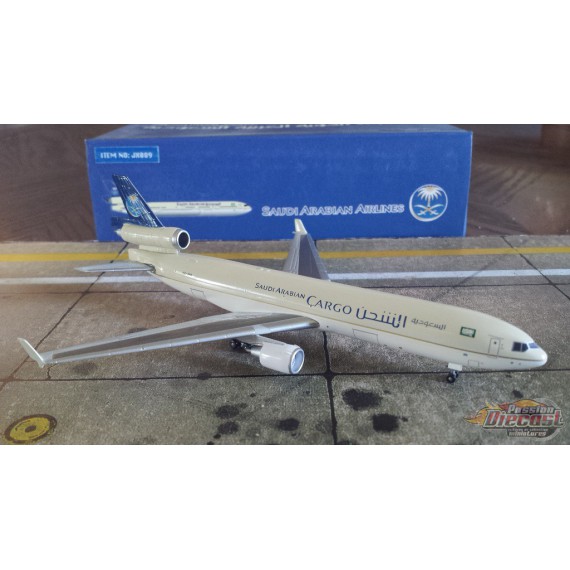 Dragon Wings 1/400 McDonnell Douglas MD-11 Saudi Arabian Airlines Cargo / HZ-HMT - Passion Diecast