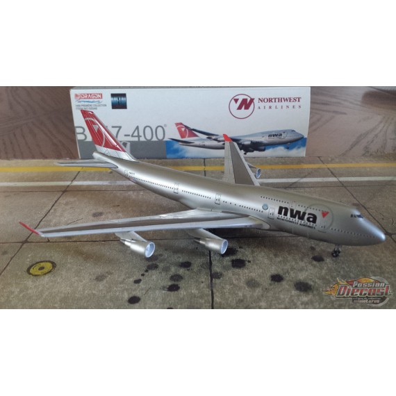 Dragon Wings 1/400 Boeing 747-400 Northwest Airlines / N661US - Passion  Diecast