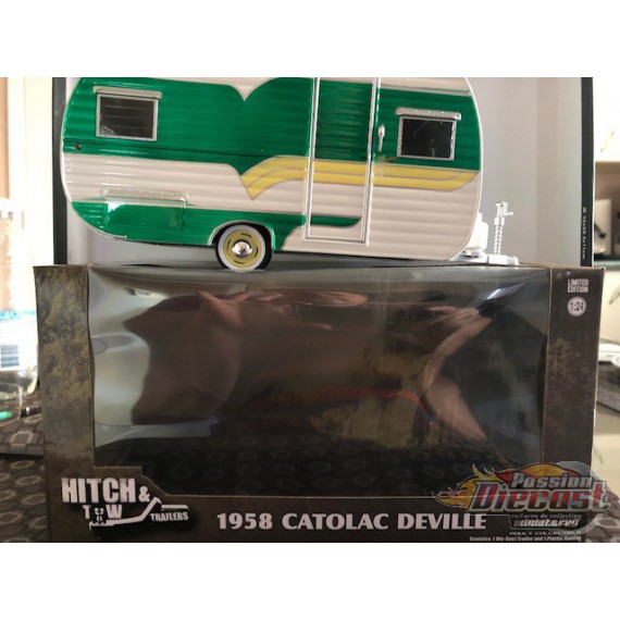 Hitch & Tow Trailers Series 5 - 1958 Catolac DeVille Travel Trailer GREENMACHINE 1/24 18450 AGR