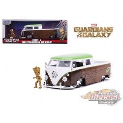 1963 Volkswagen Pick Up avec  Figurine Groot Gardiens de la galaxie  -  Jada 1/24 - 31202 - Passion Diecast 