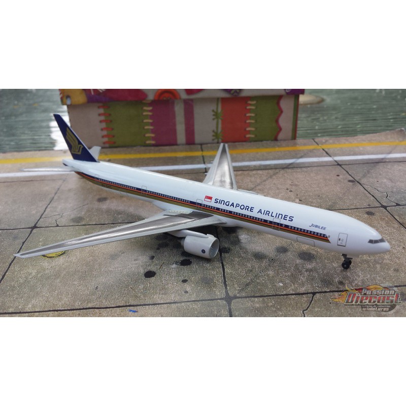 Dragon Wings 1/400 Boeing 777-300 Singapore Jubilee / 9V-SYC / NO BOX ...