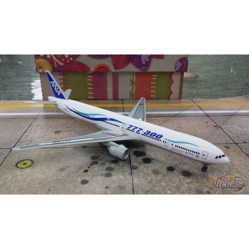 Dragon Wings 1/400 Boeing 777-300 ANA / JA7300 / NO BOX - Passion Diecast