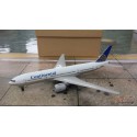Dragon Wings 1/400 Boeing 777-200 Continental / N78001 / NO BOX