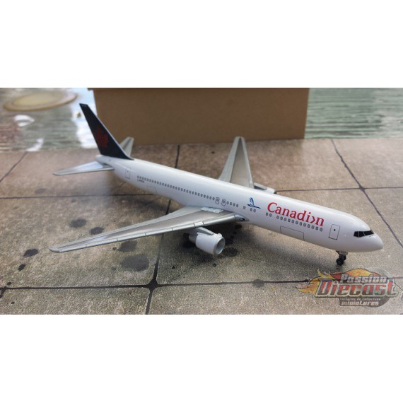 Dragon Wings 1/400 Boeing 767-300 Canadian / C-FTPA / NO BOX - Passion Diecast
