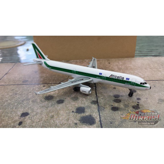 Dragon Wings 1/400 Airbus A321 Alitalia / I-BIXQ / NO BOX - Passion Diecast