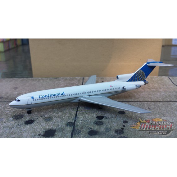 Dragon Wings 1/400 Boeing 727-200 Continental Airlines / N10791 / NO BOX - Passion Diecast