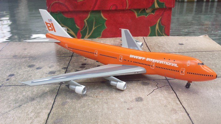 Dragon Wings 1/400 Boeing 747-100 Braniff International / N601BN / NO BOX -  Passion Diecast