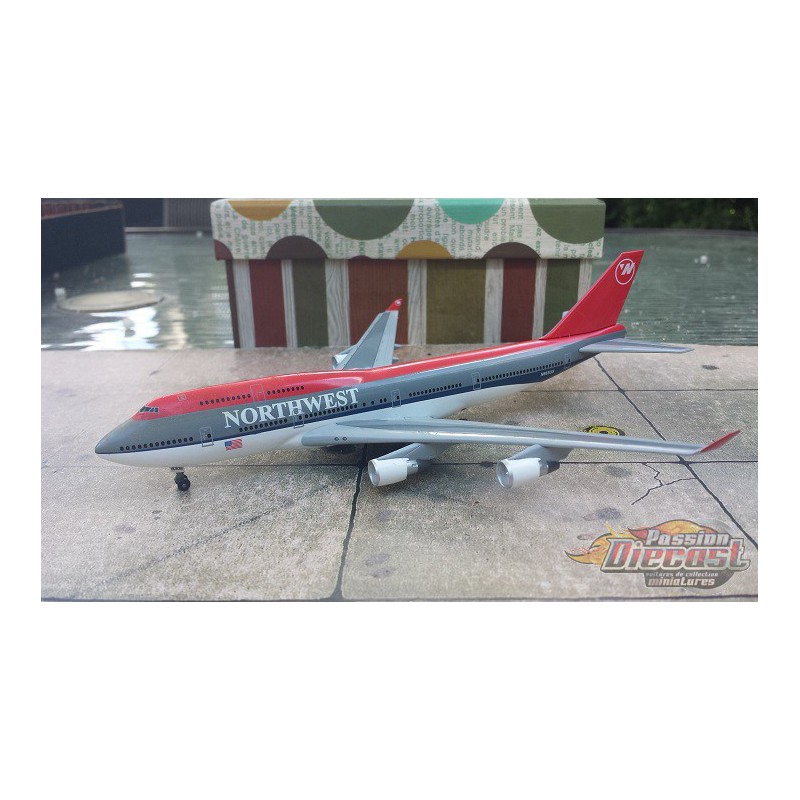 Dragon Wings 1/400 Boeing 747-400 Northwest 