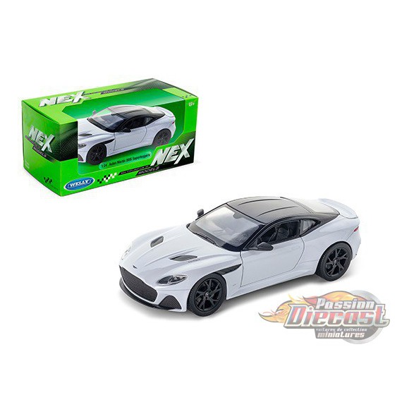 Aston Martin DBS Superleggera Blanc  - Welly 1/24 - 24095 WH  - Passion Diecast 