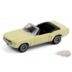 1967 Ford Mustang Convertible High Country Special - Aspen Gold - greenlight 1/64  Hobby Exclusive - 30214