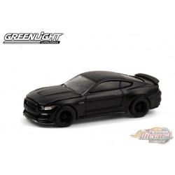 2016 Ford Mustang Shelby GT350 - Black Bandit Series 24   1-64 Greenlight 28050 E- Passion Diecast