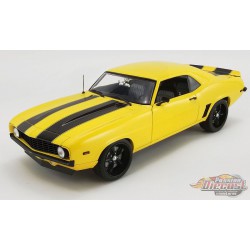 1968 Chevrolet Camaro  Yellow With black stripes Street Fighter  ACME 1/18   A1805719