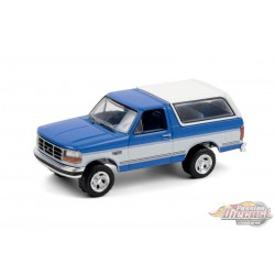 1992 Ford Bronco XLT Bright Regatta bleu et blanc - Blue Collar Collection  8  - Greenlight 1/64 - 35180 F -  Passion Diecast 