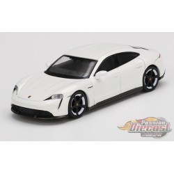 Porsche Taycan Turbo S  Blanche -  MINI GT 1:64 - MGT00218 - Passion Diecast 