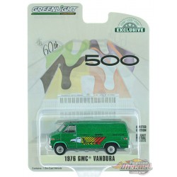 1976 GMC Vandura - 60th Indianapolis 500 - GMC Transportation - GREENMACHINE 1/64  Hobby Exclusif - 30198GR Passion Diecast