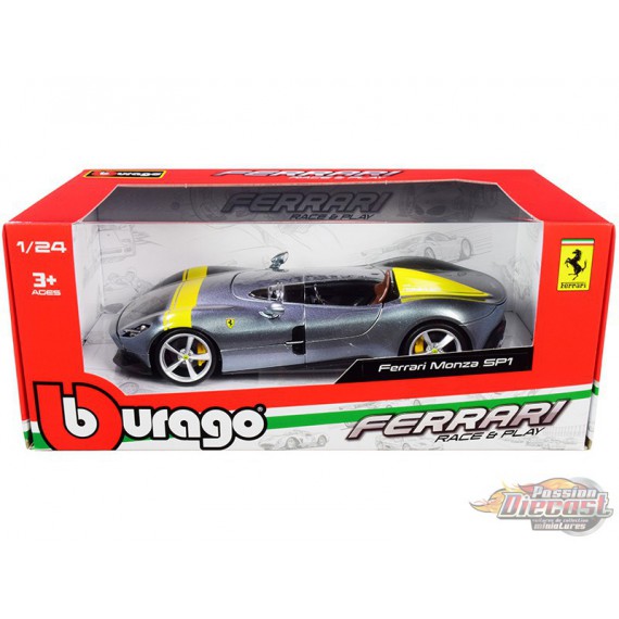 Ferrari Monza SP1 Silver Metallic with Yellow Stripes - Bburago 1-24 -  26027 - Passion Diecast 