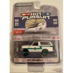 1993 Ford Bronco US Customs and Border Protection Border Patrol -  Hot Pursuit Series 35 - 1-64 GREENMACHINE 42920 DGR