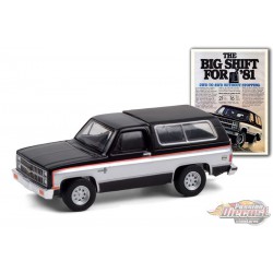 1981 Chevrolet K5 Blazer  The Big Shift For  81 -Vintage Ad Cars Series 4  - 1-64 Greenlight - 39060 E - Passion Diecast