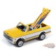 American Snapshots - Diorama 1970 Chevrolet Blazer convertiblewith Surf Boards - Johnny Lightning -  1:64 - JLDR005 A