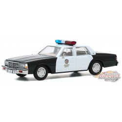 1987 Chevrolet Caprice - Metropolitan Police Terminator 2: Judgment Day (1991)  - Greenlight 1/43 - 86582 - PASSION DIECAST