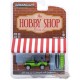 1971 Jeep CJ-5 Renegade et Surfboards - The Hobby Shop Series 10 -1/64 Greenlight - 97100 B - Passion Diecast