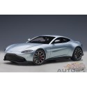 (Free shipping)ASTON MARTIN VANTAGE 2019 SKYFALL SILVER -  Autoart 1/18 -  70276