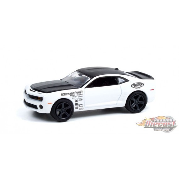 2012 Chevrolet Camaro Test Car - Detroit Speed, Inc. Series 2 - Greenlight 1/64 - 39070 F