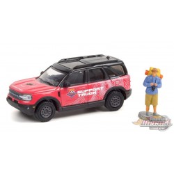 2021 Bronco  - Off-Roadeo Adventure Support Truck - The Hobby Shop Series 11 - 1/64 Greenlight -  97110 D Passiondiecast