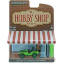 1971 Jeep CJ-5 Renegade et Surfboards - The Hobby Shop Series 10 -1/64 GREENMACHINE - 97100 BGR